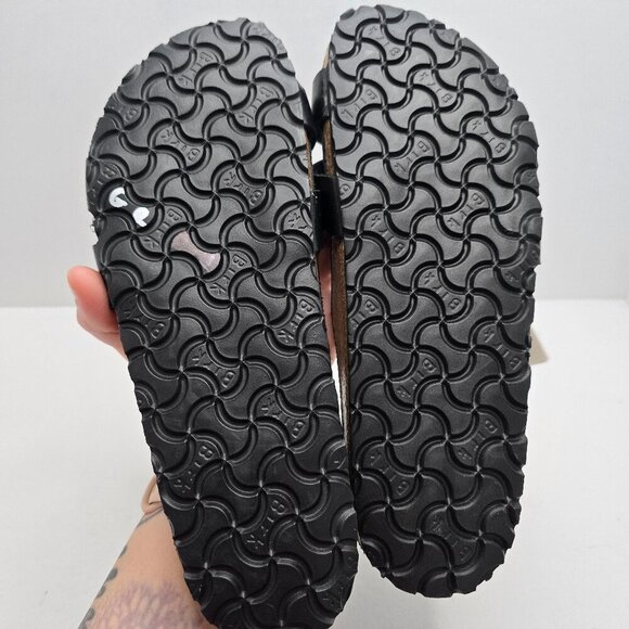 Tatami by Birkenstock | black leather neutral minimalist slide sandals | WMS 7 - Picture 9 of 9